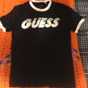 Guess T-Shirt Size M